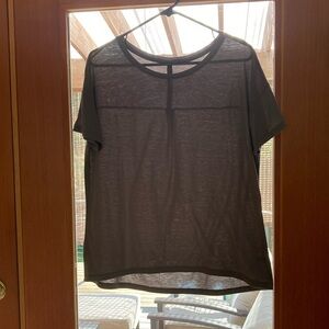 Athleta size M grey cap sleeve top